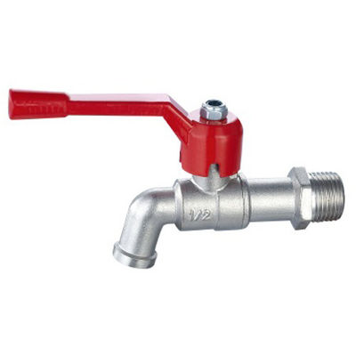L'utilisation de la valve à bille à bible pour l'eau est interdite.